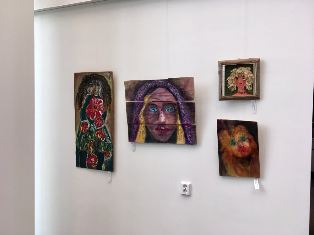 C426D283-50DA-4725-BCD2-B3B6E74E1A3D